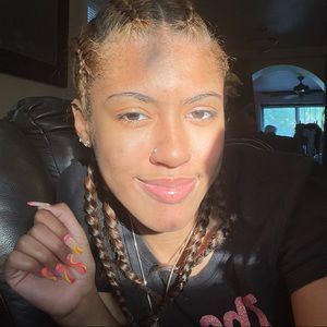 Meet your Posher, Alanah